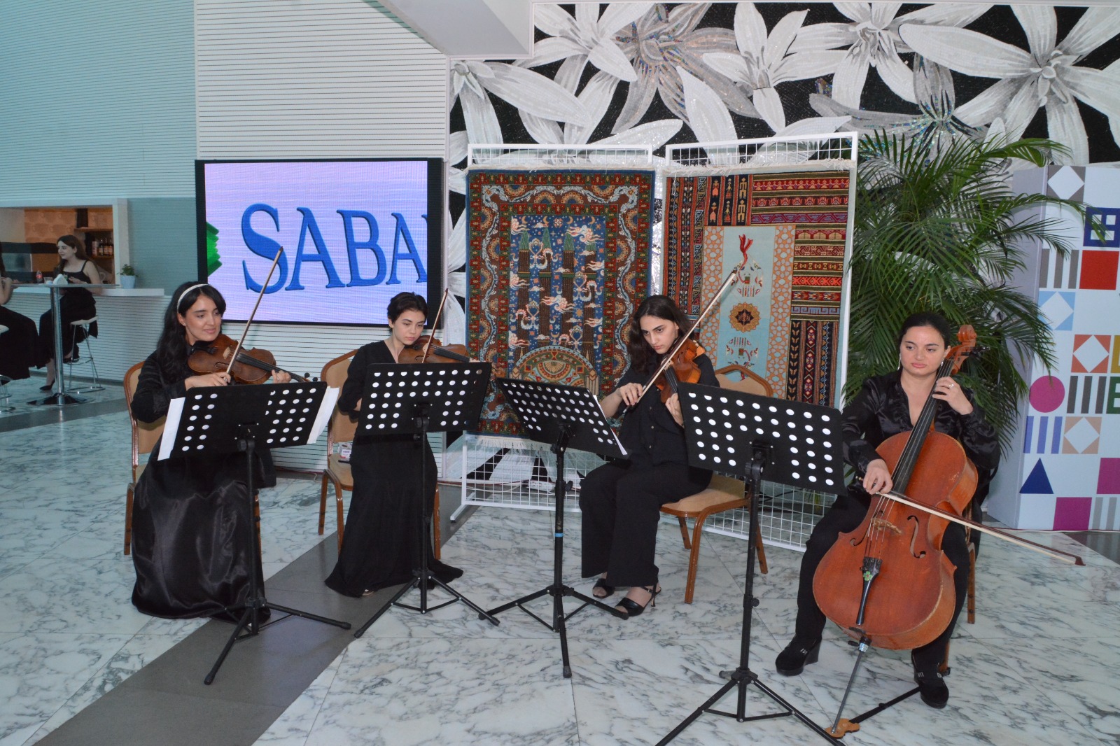 SABAH qrupları 10 yaşını qeyd edir - FOTOLAR